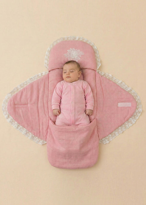 Elegant Pink Lace Baby Sleeping Carry Nest