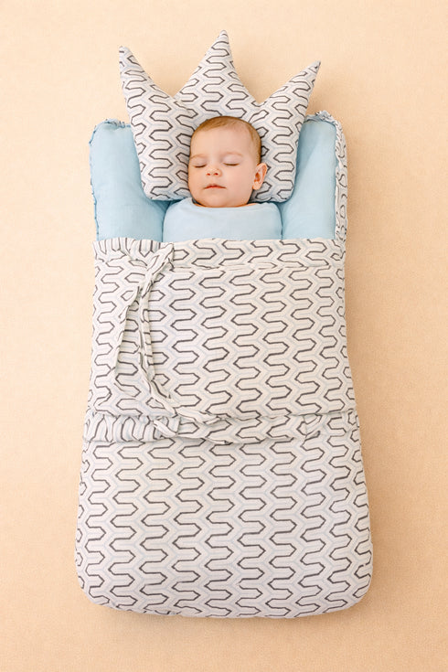 Cuddle Crown Carry Nest