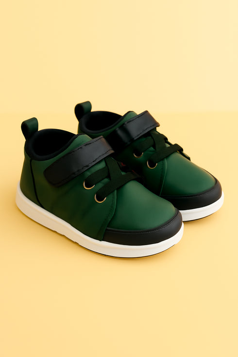 Green Sneakers with Velcro Straps