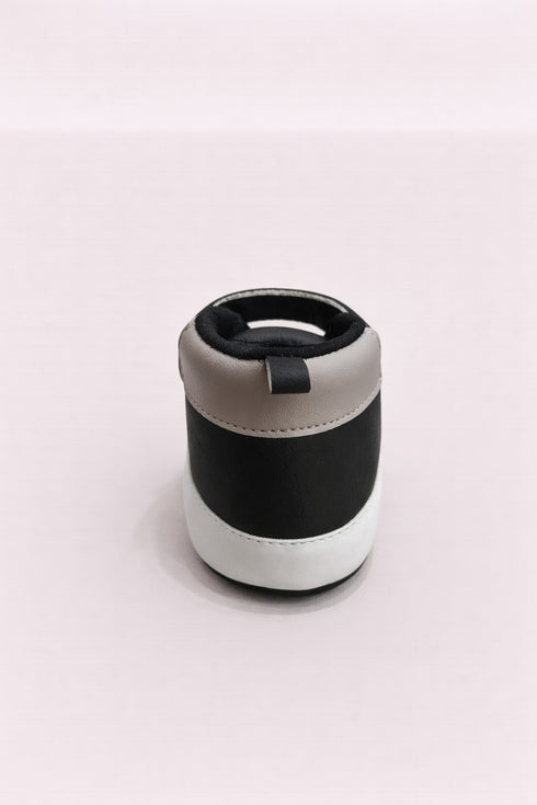 Black & White Sneaker with Velcro Strap