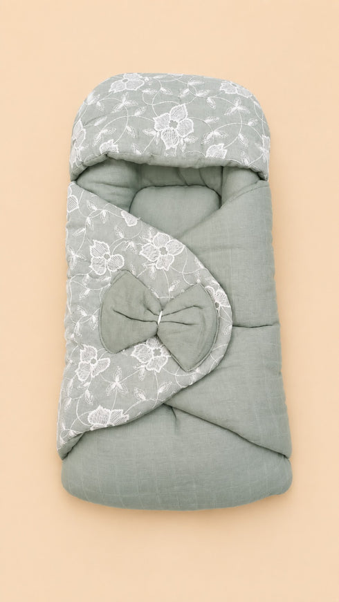 Blossom Elegance Lace Sleeping Carry Nest (Green)