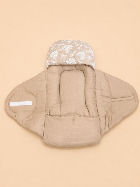 Blossom Elegance Lace Sleeping Carry Nest (Beige)
