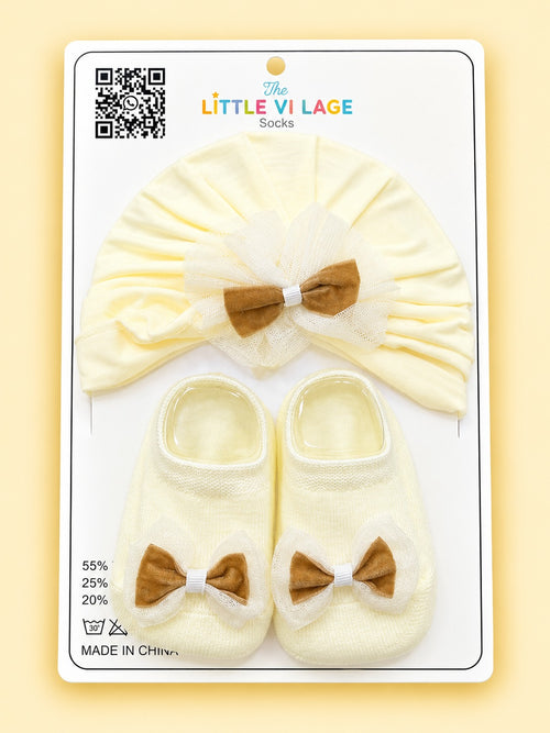 2-Pcs Baby Beanie & Booties Gift Set